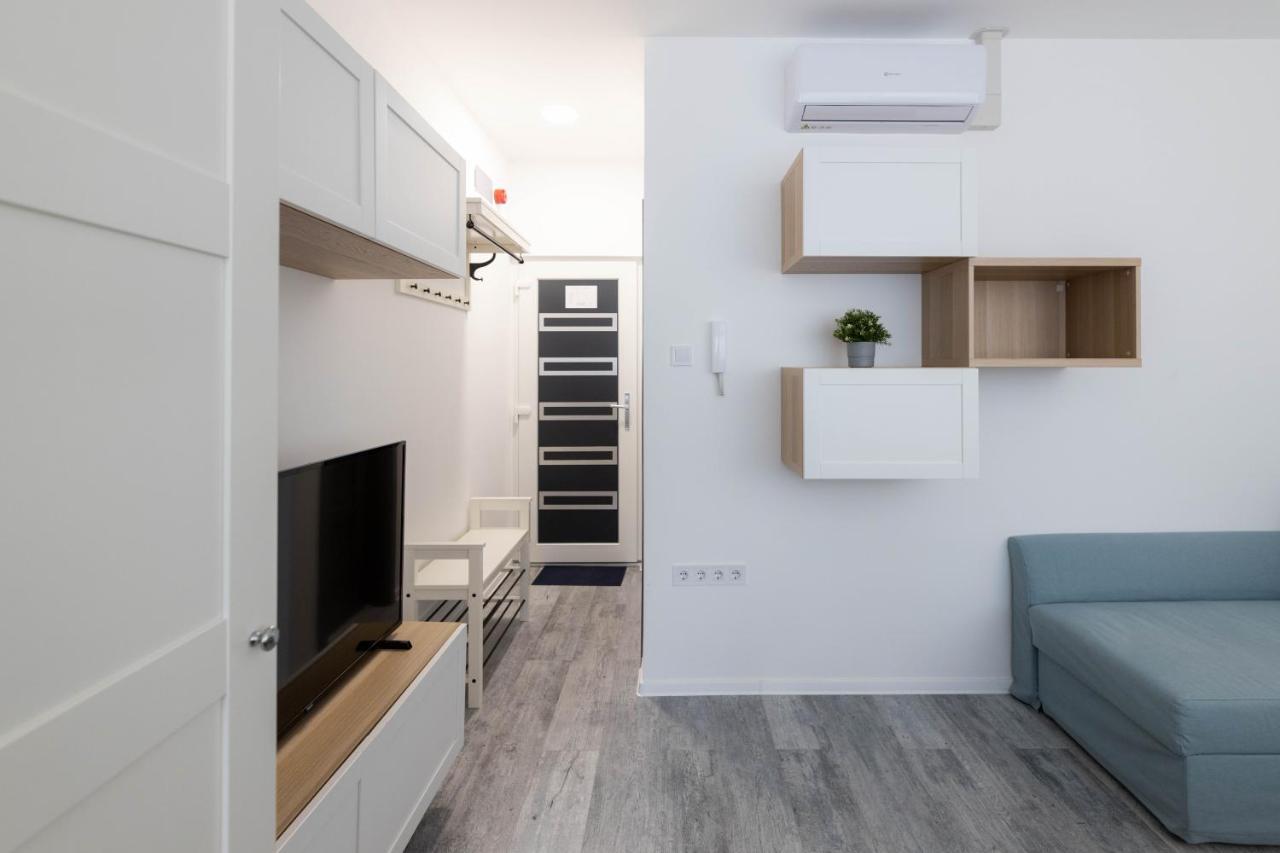 Roomstore Studio Apartments エゲル エクステリア 写真