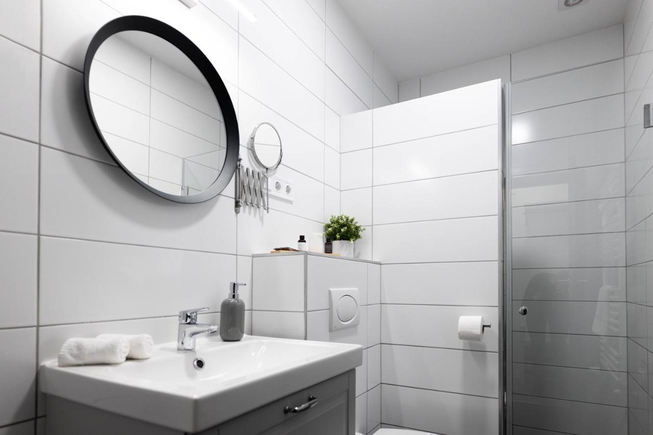 Roomstore Studio Apartments エゲル エクステリア 写真