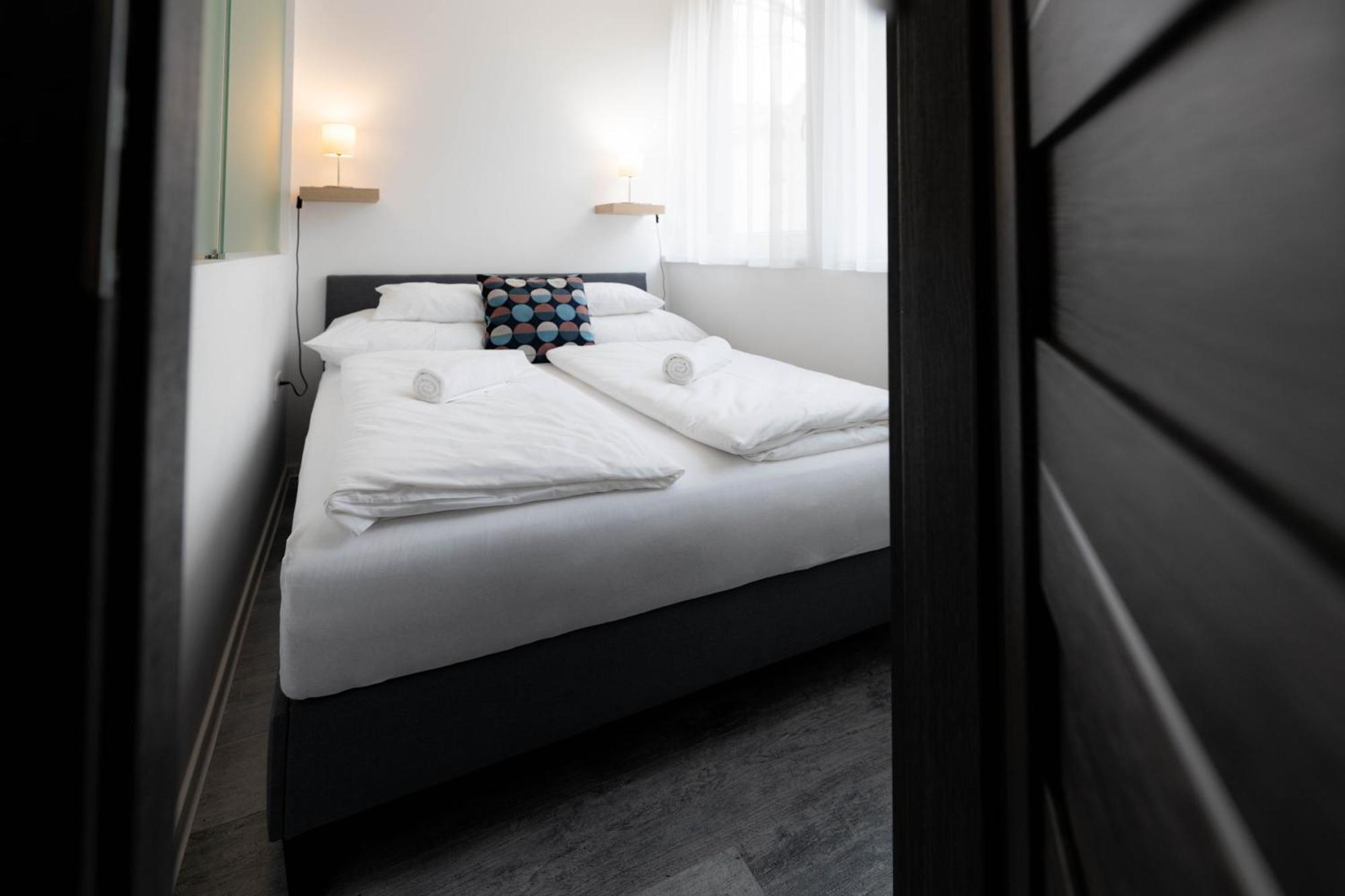 Roomstore Studio Apartments エゲル エクステリア 写真